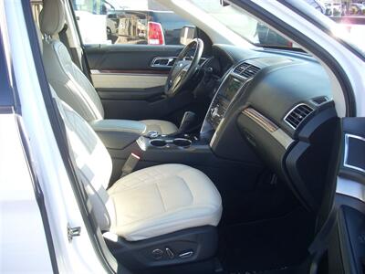 2018 Ford Explorer Platinum   - Photo 9 - Turlock, CA 95380
