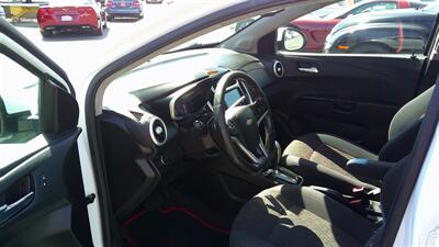 2017 Chevrolet Sonic LT Auto   - Photo 4 - Turlock, CA 95380