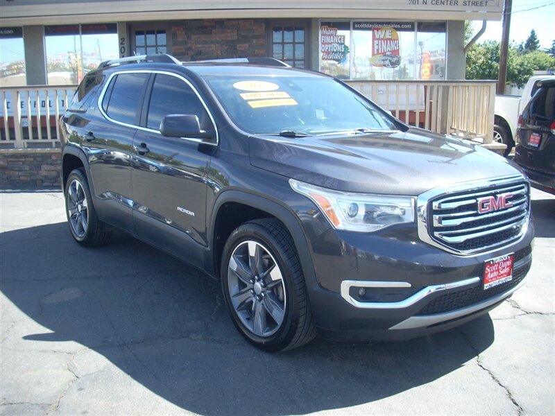2017 GMC Acadia SLT-2  