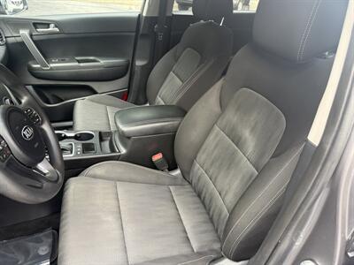 2017 Kia Sportage LX   - Photo 12 - Pittsburgh, PA 15226