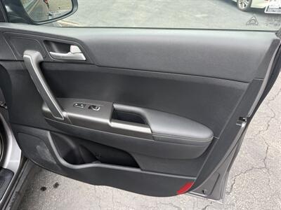 2017 Kia Sportage LX   - Photo 20 - Pittsburgh, PA 15226