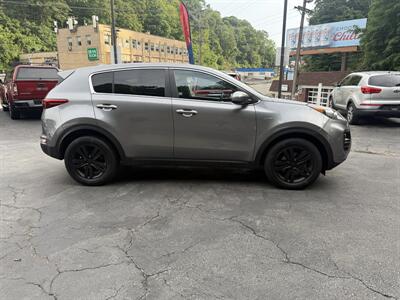 2017 Kia Sportage LX   - Photo 3 - Pittsburgh, PA 15226