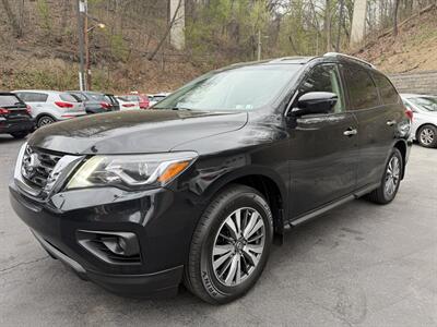 2017 Nissan Pathfinder SL   - Photo 1 - Pittsburgh, PA 15226