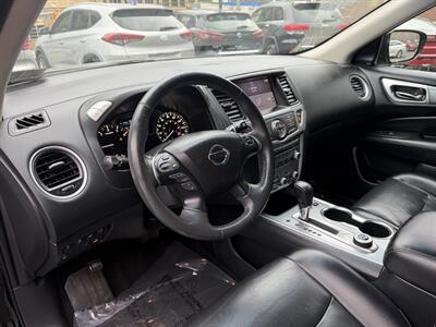 2017 Nissan Pathfinder SL   - Photo 15 - Pittsburgh, PA 15226