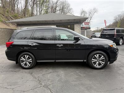 2017 Nissan Pathfinder SL   - Photo 4 - Pittsburgh, PA 15226