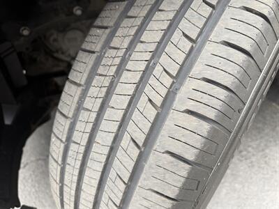 2017 Nissan Pathfinder SL   - Photo 9 - Pittsburgh, PA 15226