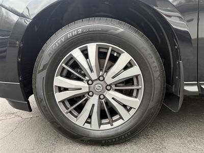 2017 Nissan Pathfinder SL   - Photo 8 - Pittsburgh, PA 15226