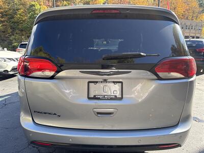2018 Chrysler Pacifica Touring Plus   - Photo 6 - Pittsburgh, PA 15226