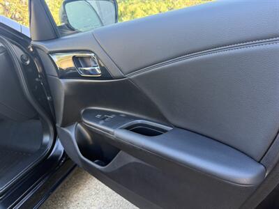 2015 Honda Accord Sport   - Photo 27 - Pittsburgh, PA 15226