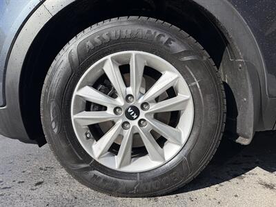 2019 Kia Sorento LX - Photo 8 - Pittsburgh, PA 15226