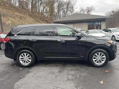 2018 Kia Sorento LX - Photo 4 - Pittsburgh, PA 15226