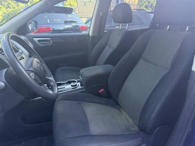 2017 Nissan Pathfinder SV   - Photo 29 - Pittsburgh, PA 15226