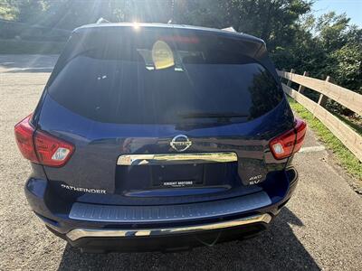 2017 Nissan Pathfinder SV   - Photo 8 - Pittsburgh, PA 15226