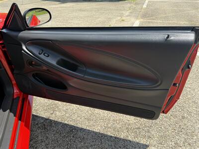 2000 Ford Mustang CONVERTIBLE   - Photo 39 - Pittsburgh, PA 15226