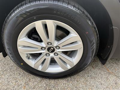 2017 Kia Sportage LX - Photo 9 - Pittsburgh, PA 15226