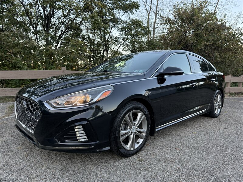 2018 Hyundai SONATA Sport   - Photo 1 - Pittsburgh, PA 15226