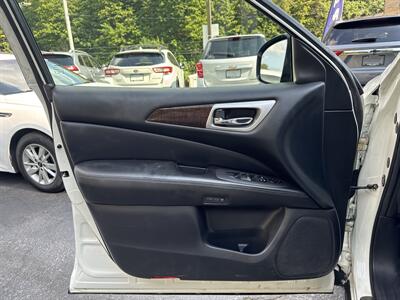 2013 Nissan Pathfinder SL   - Photo 17 - Pittsburgh, PA 15226
