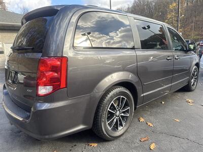 2017 Dodge Grand Caravan GT   - Photo 5 - Pittsburgh, PA 15226