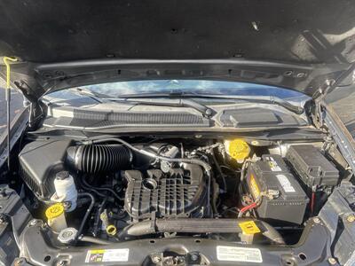 2017 Dodge Grand Caravan GT   - Photo 14 - Pittsburgh, PA 15226