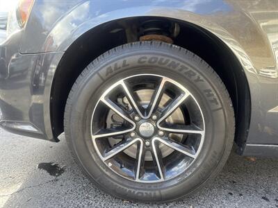 2017 Dodge Grand Caravan GT   - Photo 8 - Pittsburgh, PA 15226