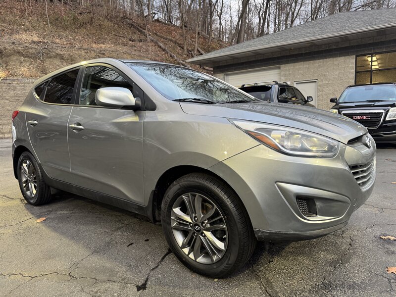 2015 Hyundai Tucson GLS photo 2