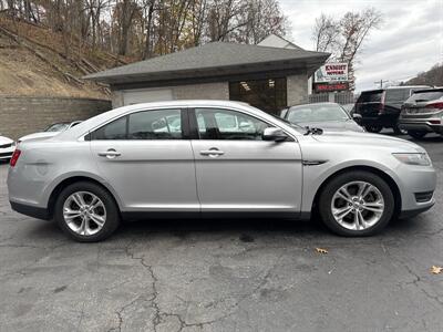 2014 Ford Taurus SEL AWD - Photo 4 - Pittsburgh, PA 15226
