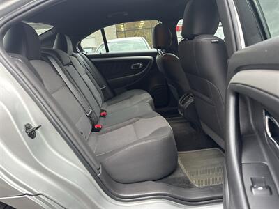 2014 Ford Taurus SEL AWD - Photo 26 - Pittsburgh, PA 15226