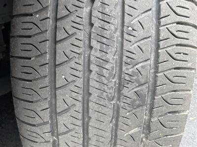 2014 Ford Taurus SEL AWD - Photo 9 - Pittsburgh, PA 15226