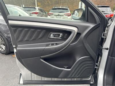 2014 Ford Taurus SEL AWD - Photo 17 - Pittsburgh, PA 15226