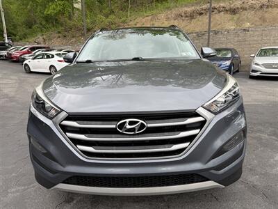 2018 Hyundai TUCSON Value   - Photo 2 - Pittsburgh, PA 15226