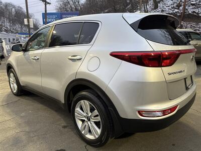 2018 Kia Sportage LX - Photo 6 - Pittsburgh, PA 15226