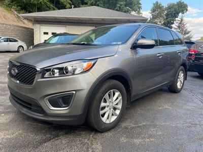 2017 Kia Sorento LX   - Photo 1 - Pittsburgh, PA 15226