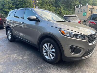 2017 Kia Sorento LX   - Photo 3 - Pittsburgh, PA 15226