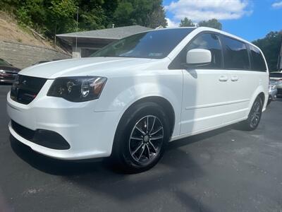 2017 Dodge Grand Caravan SE   - Photo 1 - Pittsburgh, PA 15226