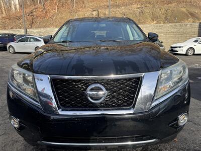 2014 Nissan Pathfinder SV   - Photo 2 - Pittsburgh, PA 15226