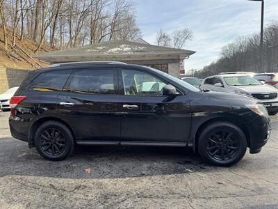 2014 Nissan Pathfinder SV   - Photo 4 - Pittsburgh, PA 15226