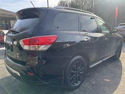 2014 Nissan Pathfinder SV   - Photo 5 - Pittsburgh, PA 15226