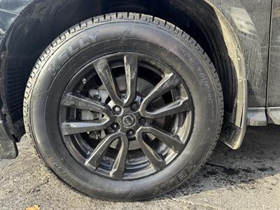 2014 Nissan Pathfinder SV   - Photo 8 - Pittsburgh, PA 15226