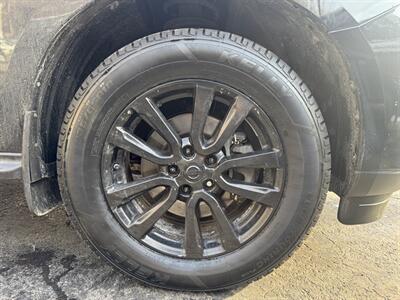 2014 Nissan Pathfinder SV   - Photo 11 - Pittsburgh, PA 15226