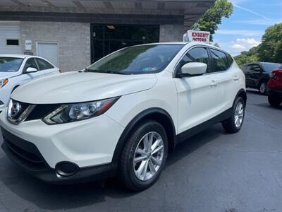 2017 Nissan Rogue Sport S   - Photo 1 - Pittsburgh, PA 15226