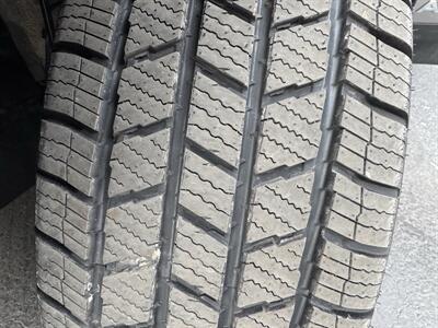 2017 Kia Sorento LX - Photo 9 - Pittsburgh, PA 15226