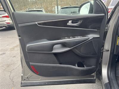 2017 Kia Sorento LX - Photo 18 - Pittsburgh, PA 15226