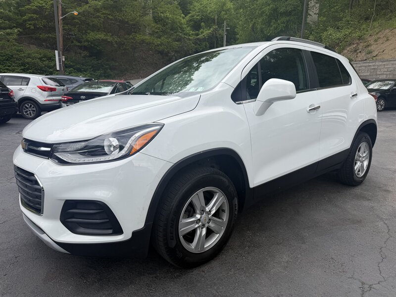 2018 Chevrolet Trax LT   - Photo 1 - Pittsburgh, PA 15226