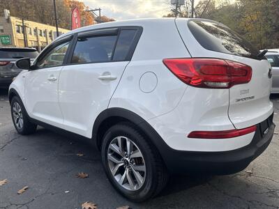 2015 Kia Sportage LX   - Photo 8 - Pittsburgh, PA 15226