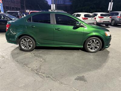 2018 Chevrolet Sonic LT Auto   - Photo 5 - Pittsburgh, PA 15226