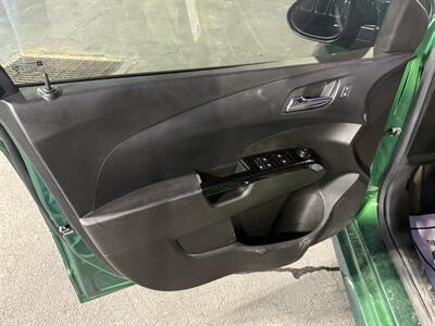 2018 Chevrolet Sonic LT Auto   - Photo 15 - Pittsburgh, PA 15226