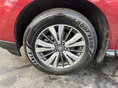 2017 Nissan Pathfinder SL   - Photo 12 - Pittsburgh, PA 15226