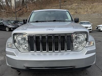 2009 Jeep Liberty Limited - Photo 2 - Pittsburgh, PA 15226