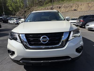 2020 Nissan Pathfinder Platinum   - Photo 2 - Pittsburgh, PA 15226