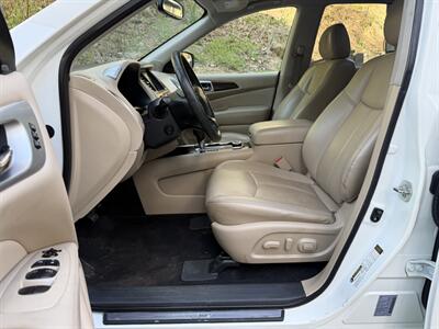2020 Nissan Pathfinder Platinum   - Photo 16 - Pittsburgh, PA 15226